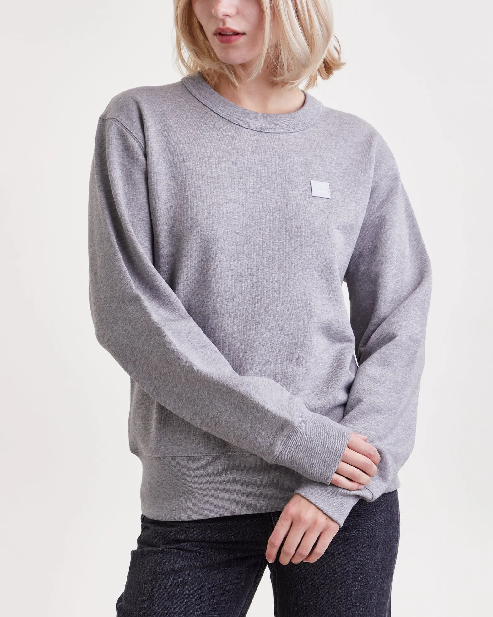 Acne Studios  |V-neck & Crew neck