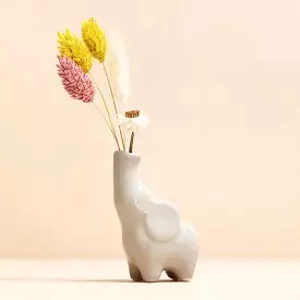 Adorable Tiny cream coloured elephant vase