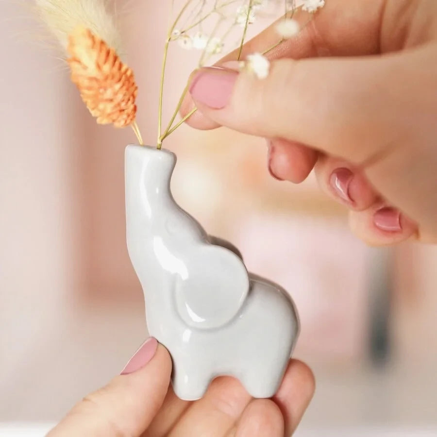 Adorable Tiny cream coloured elephant vase