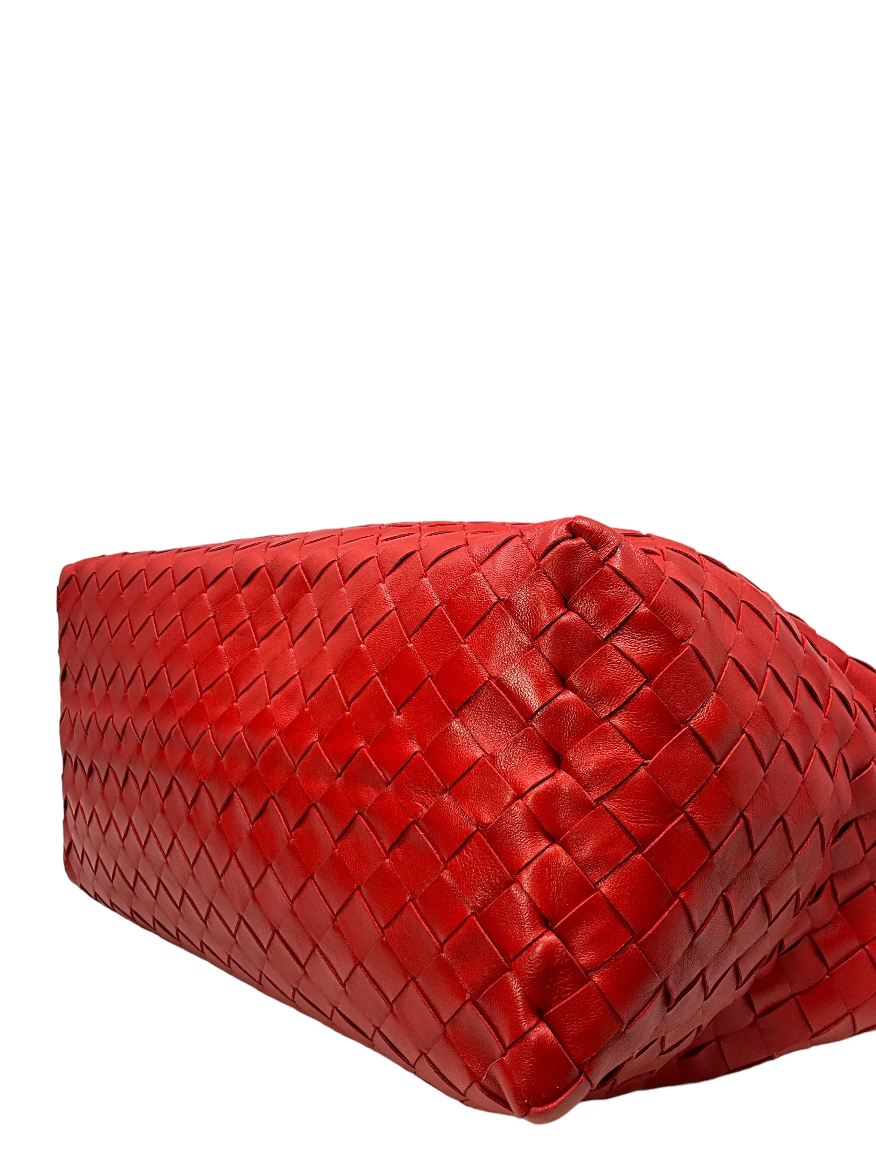 Bottega Veneta Red Intrecciato Nappa Leahter Garda Bag