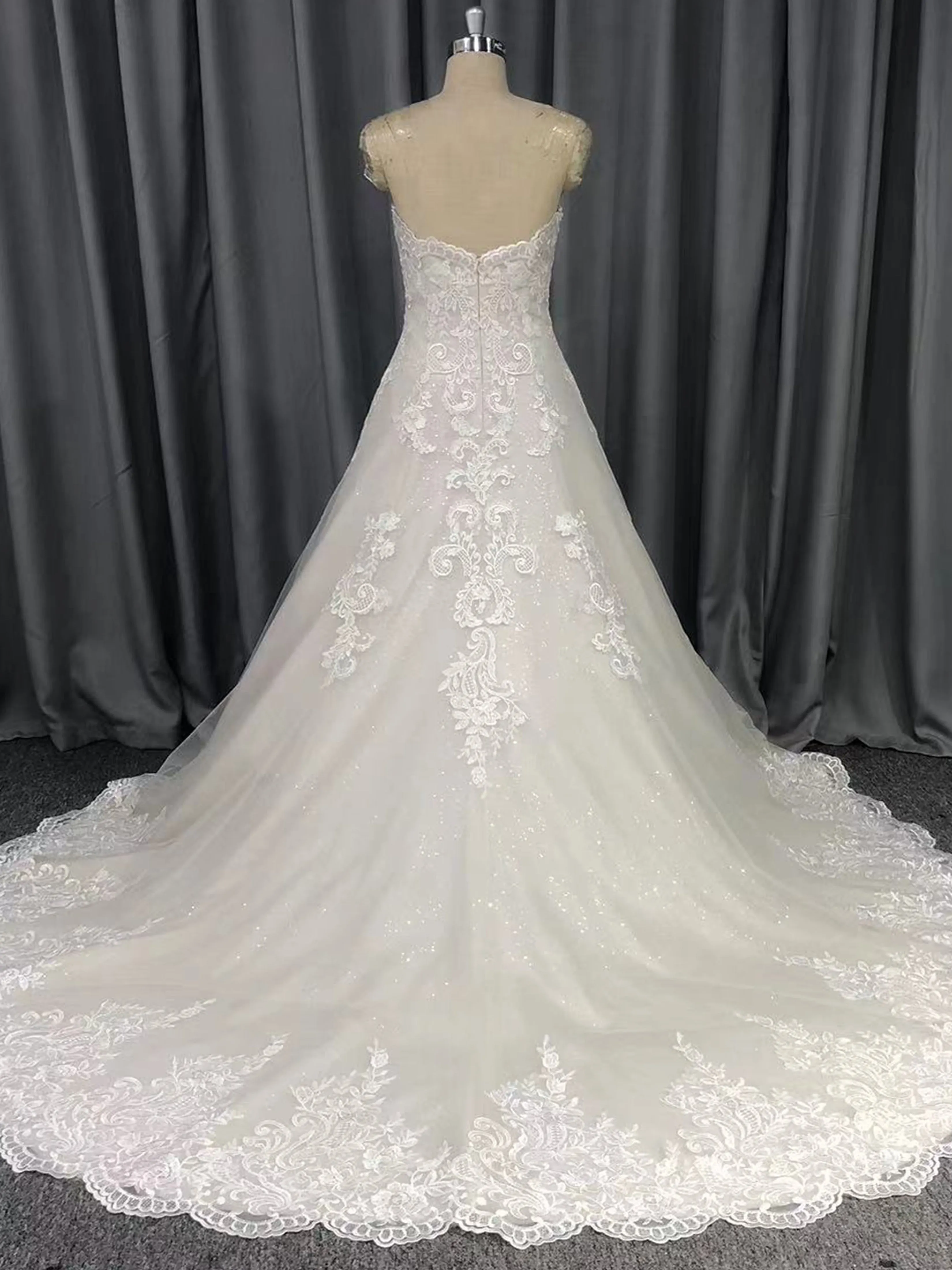 Cache cœur Dentelle&Tulle Robe de Mariée avec Traîne de balayage / pinceau