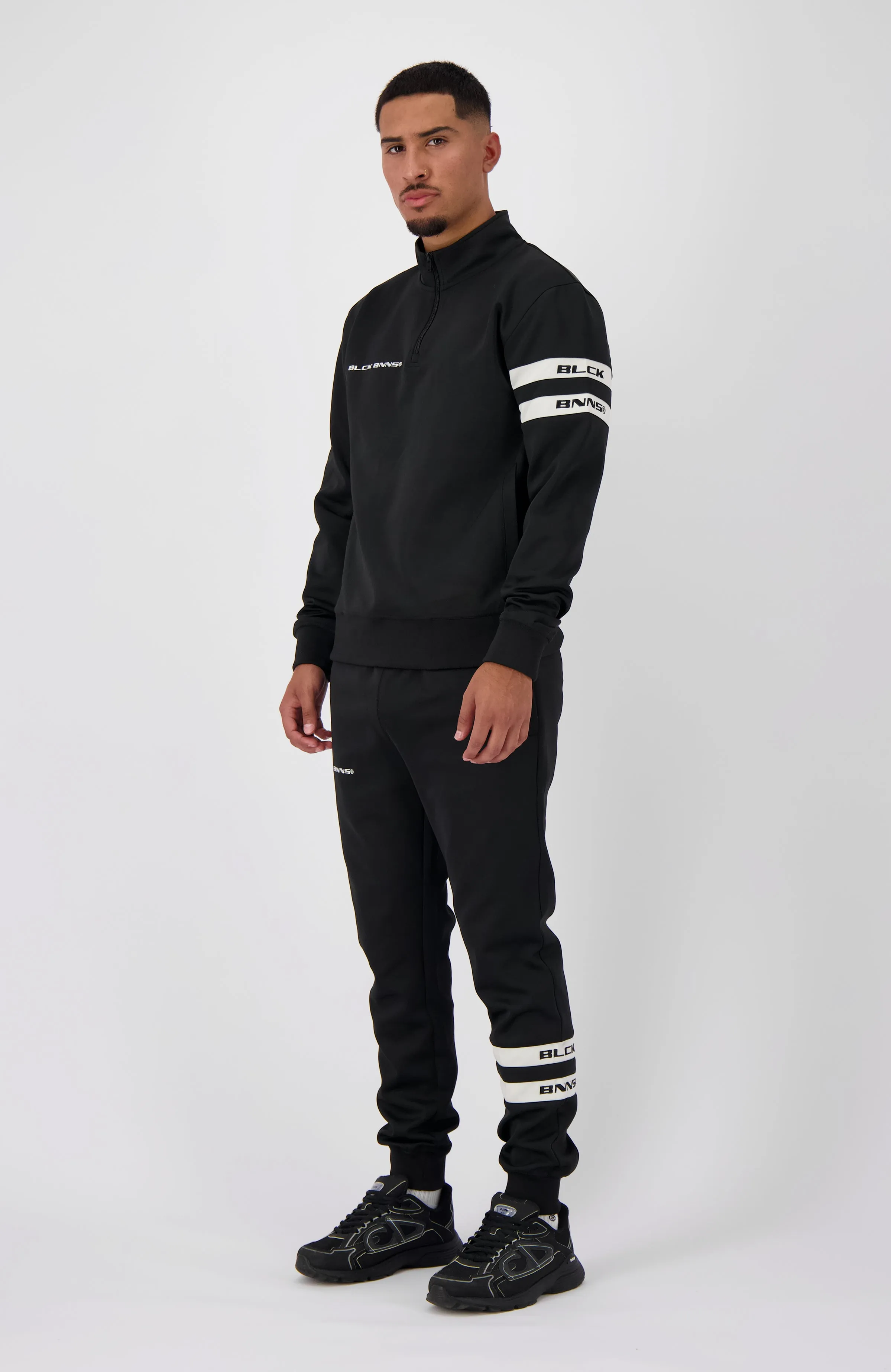 CHARGE TRACKSUIT | Black