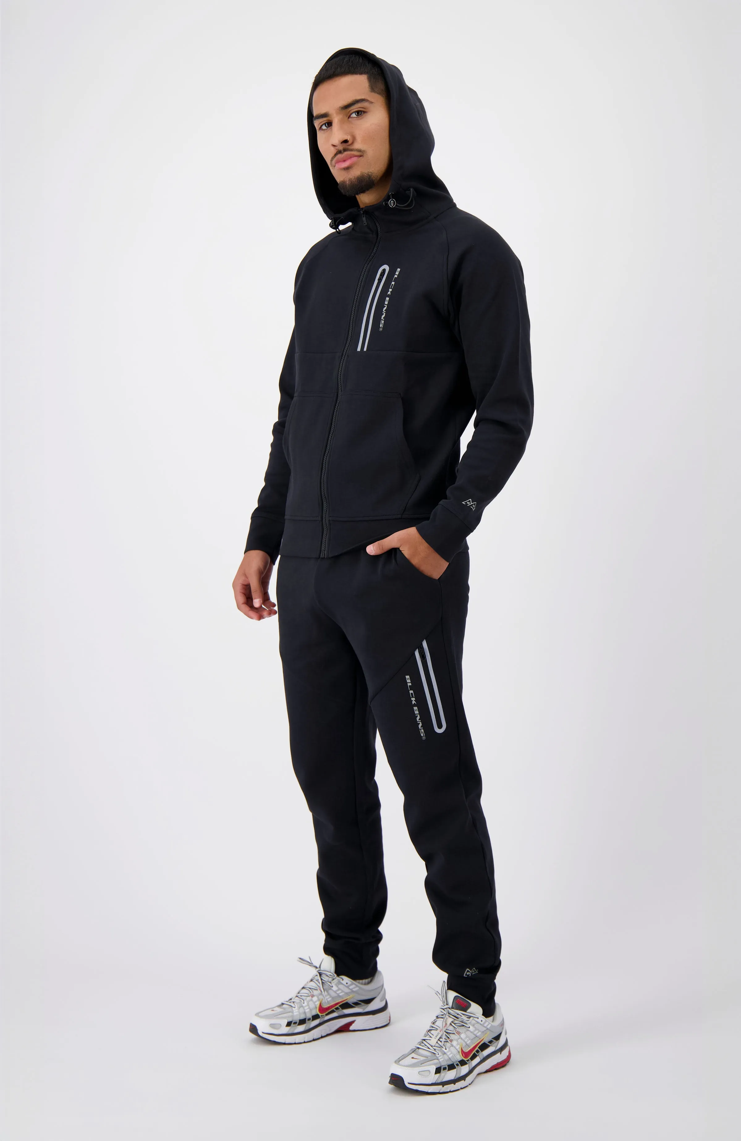 INITIAL GLOW TRACKSUIT | Black