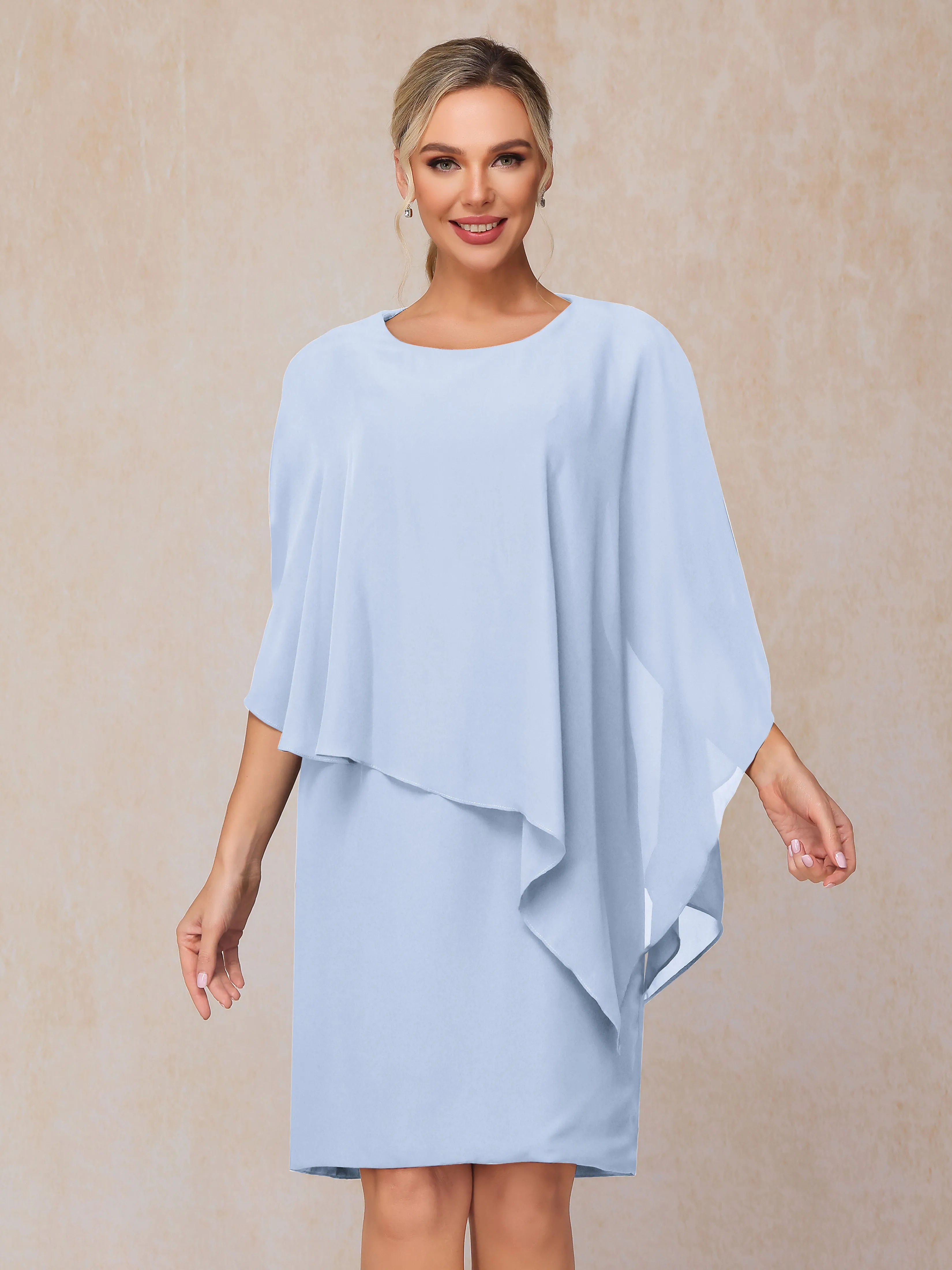 Manches asymétriques Col bateau Mousseline Robe Mère de la Mariée avec cape