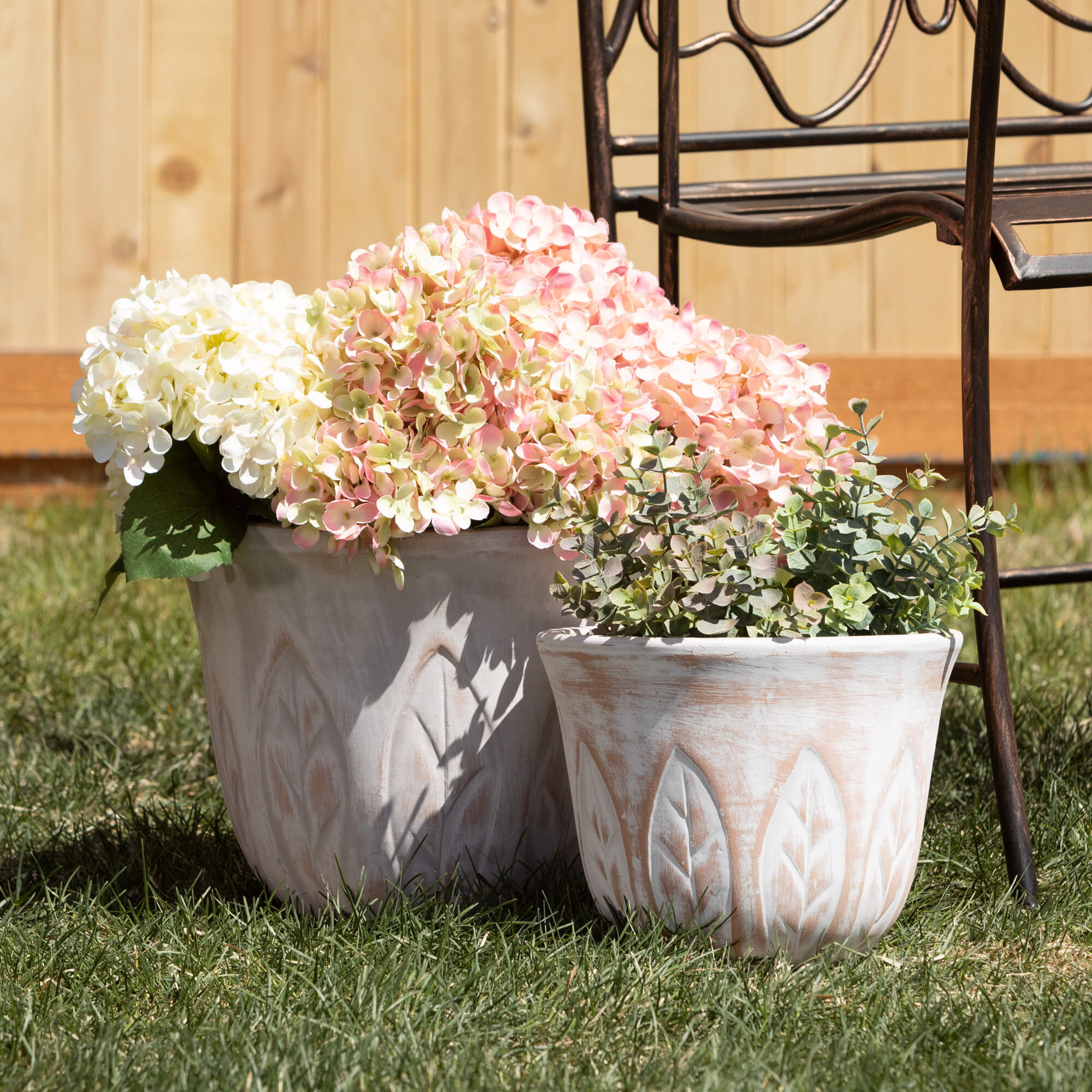 Rustic Leaf Patterned Pot Set