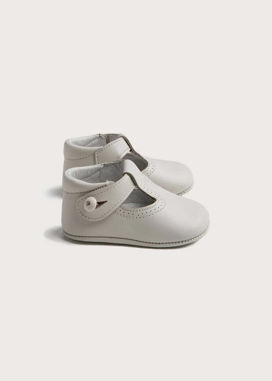 T-Bar Leather Pram Shoes in Ivory (17-20EU)