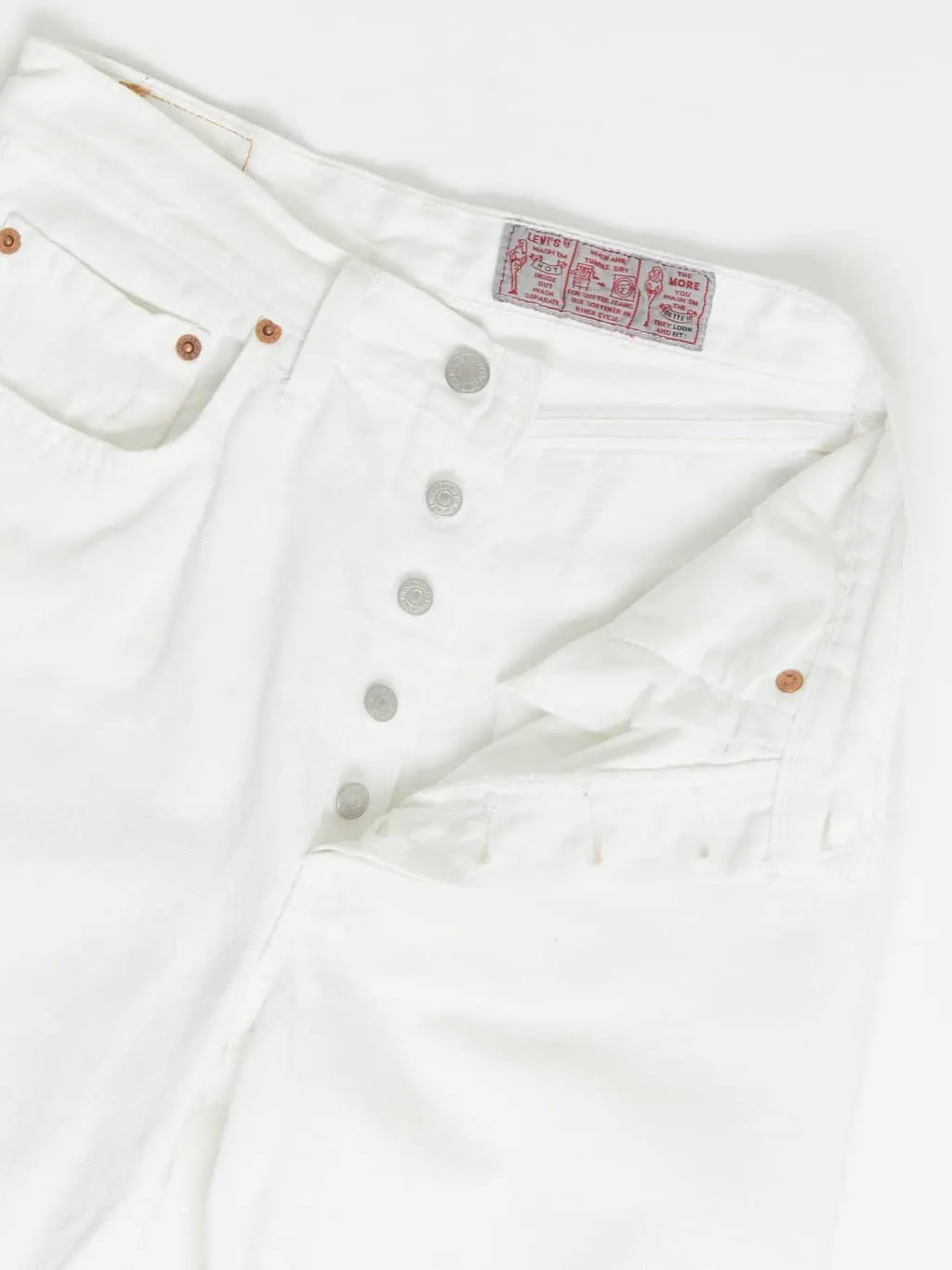 Vintage Levis 901 jeans 28 x 29 white UK made 90s