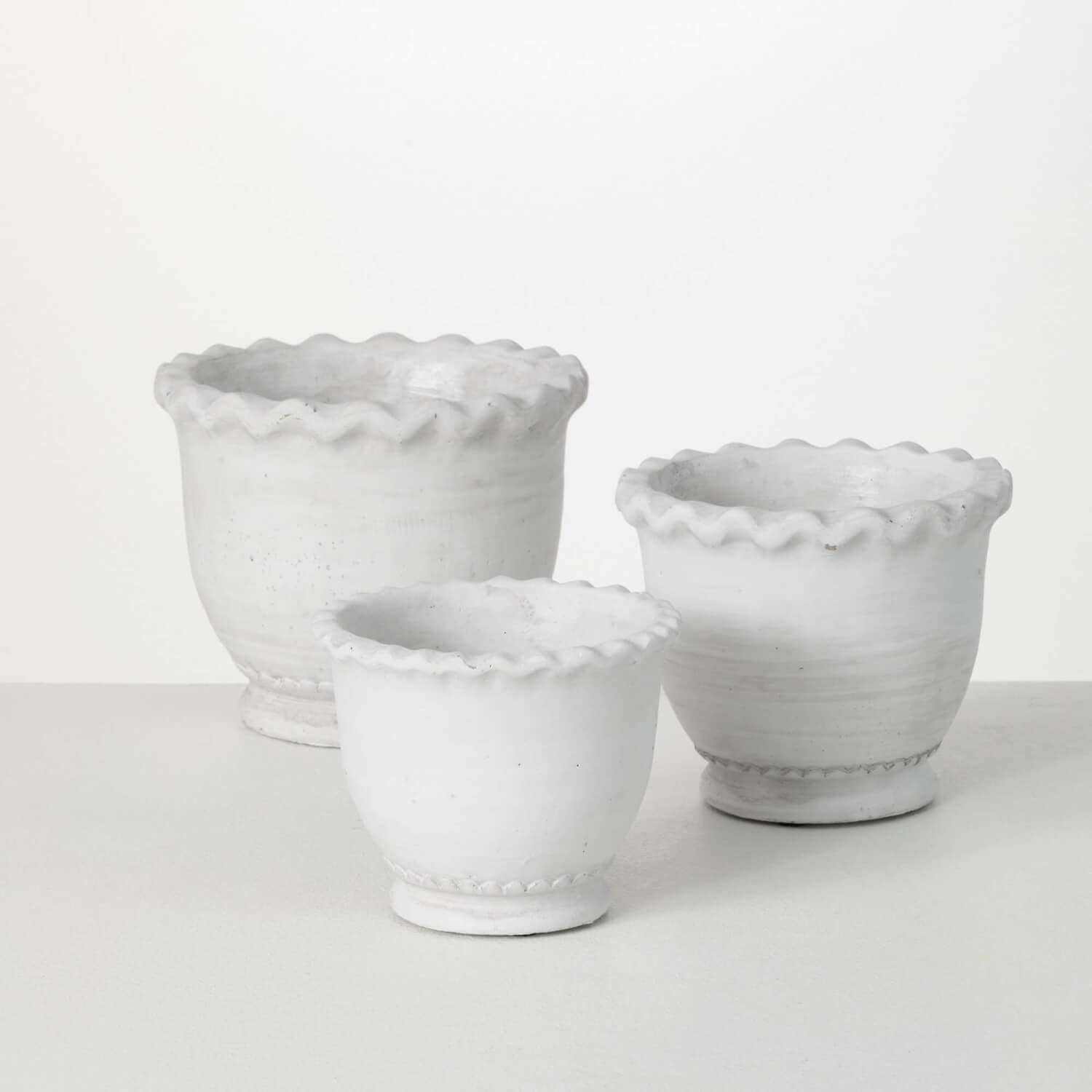 White Scalloped Edge Pot Set